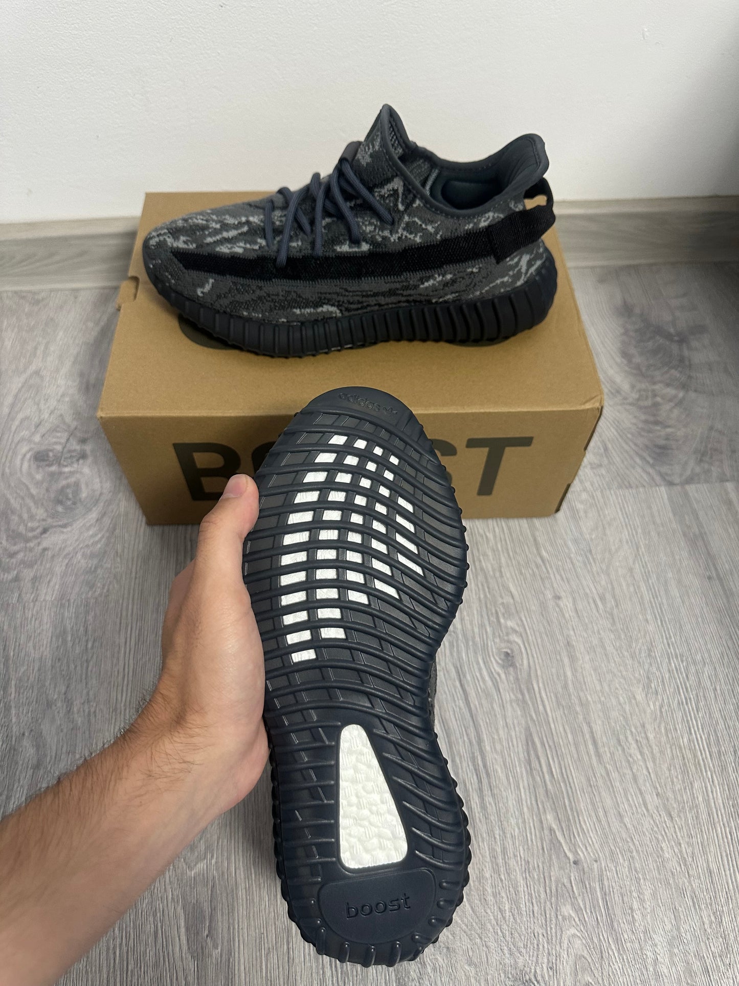 Adidas Yeezy Boost 350 V2 – Camo Black/Grey