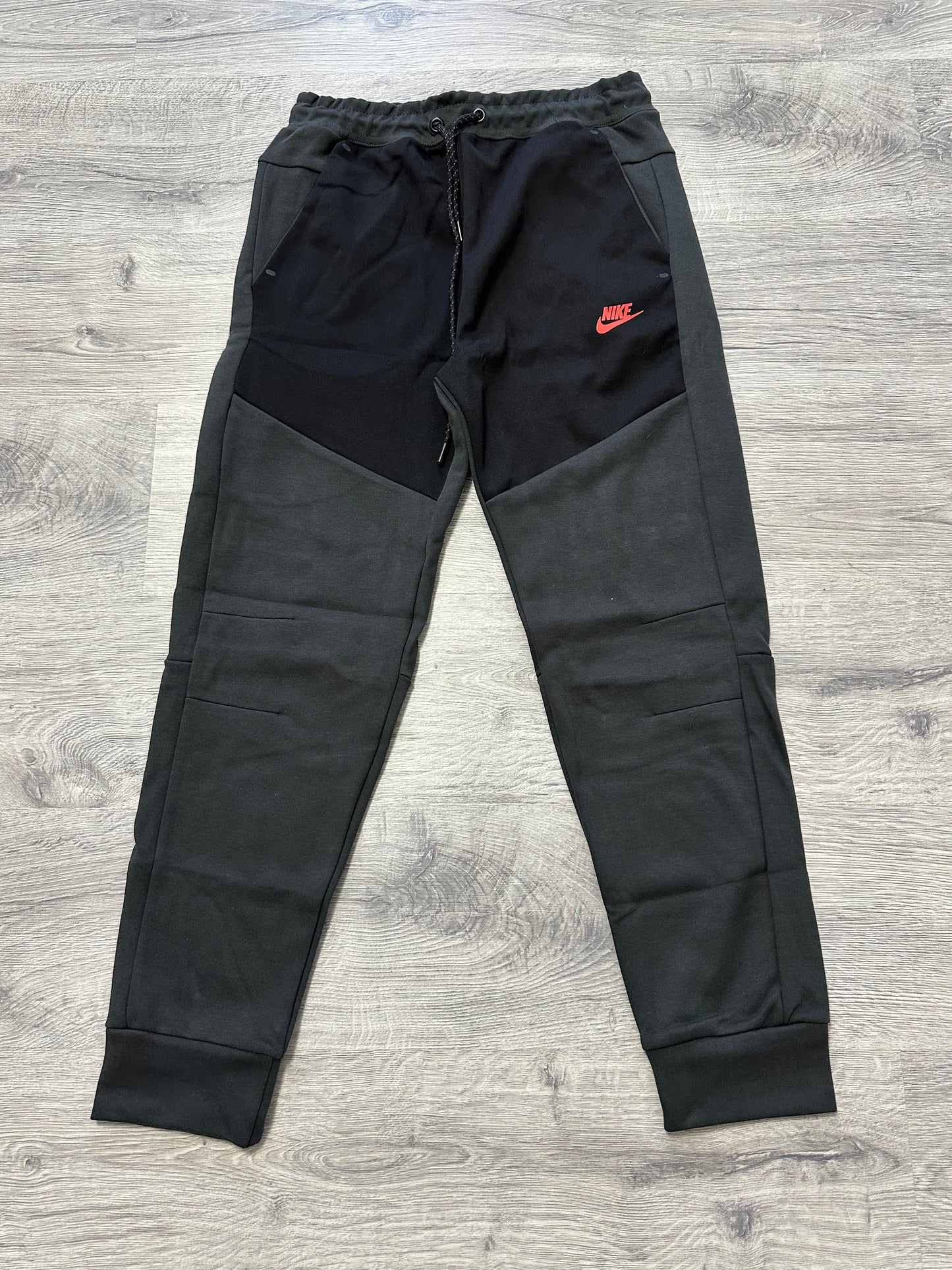 Trening Nike Tech Fleece pentru barbati, negru, Calitate premium