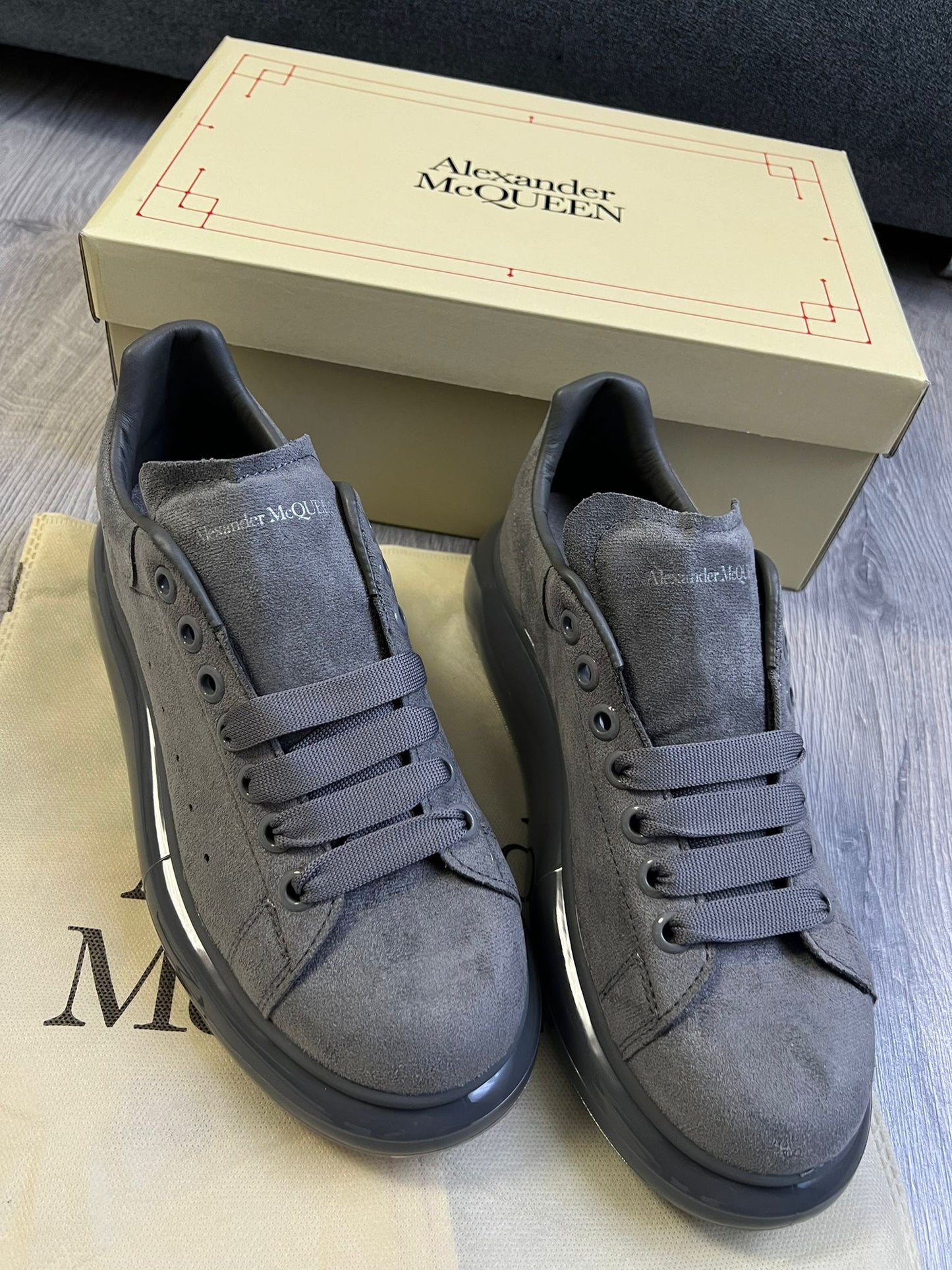 Adidași Alexander McQueen