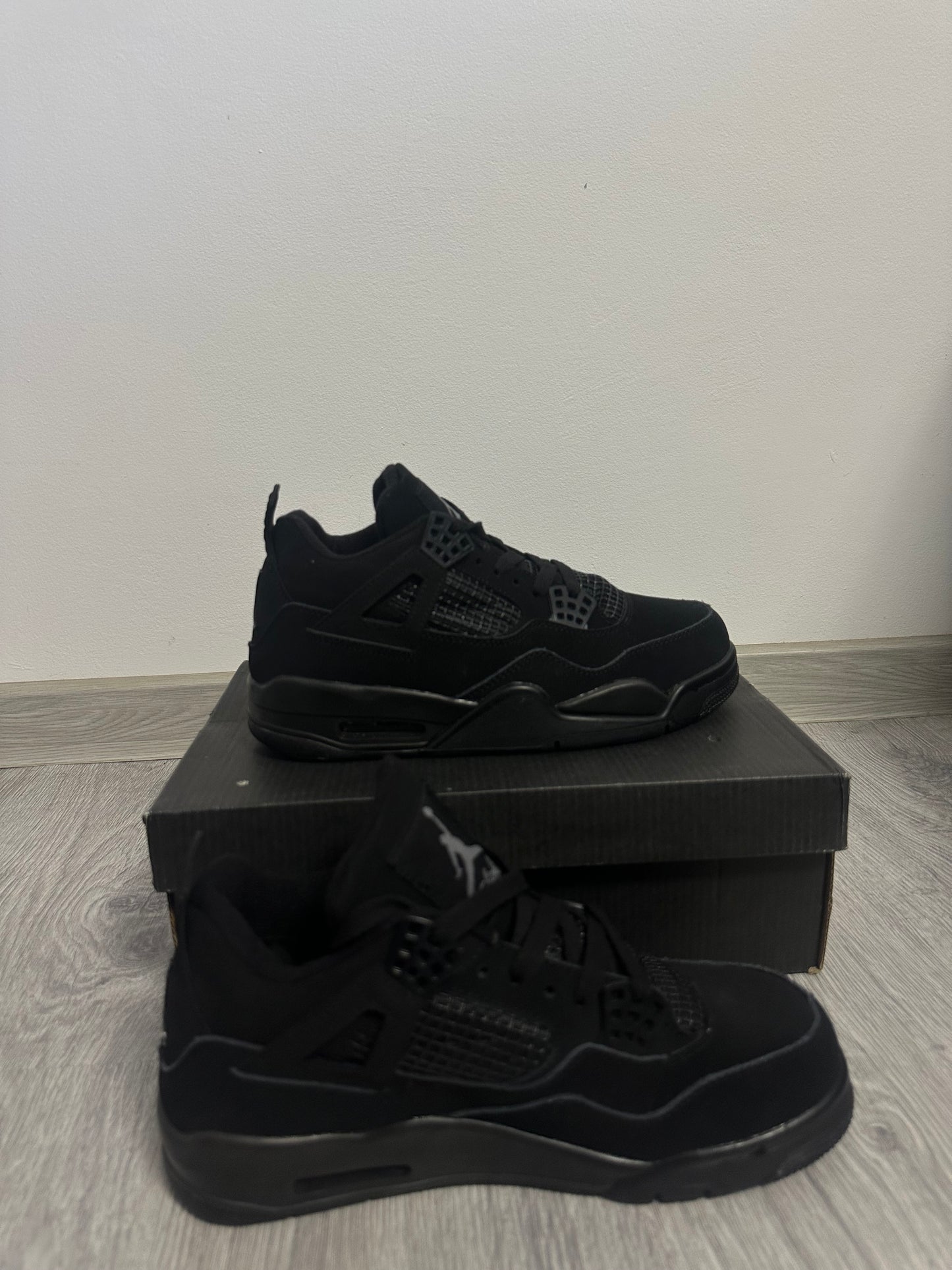 Air Jordan 4 Black Edition