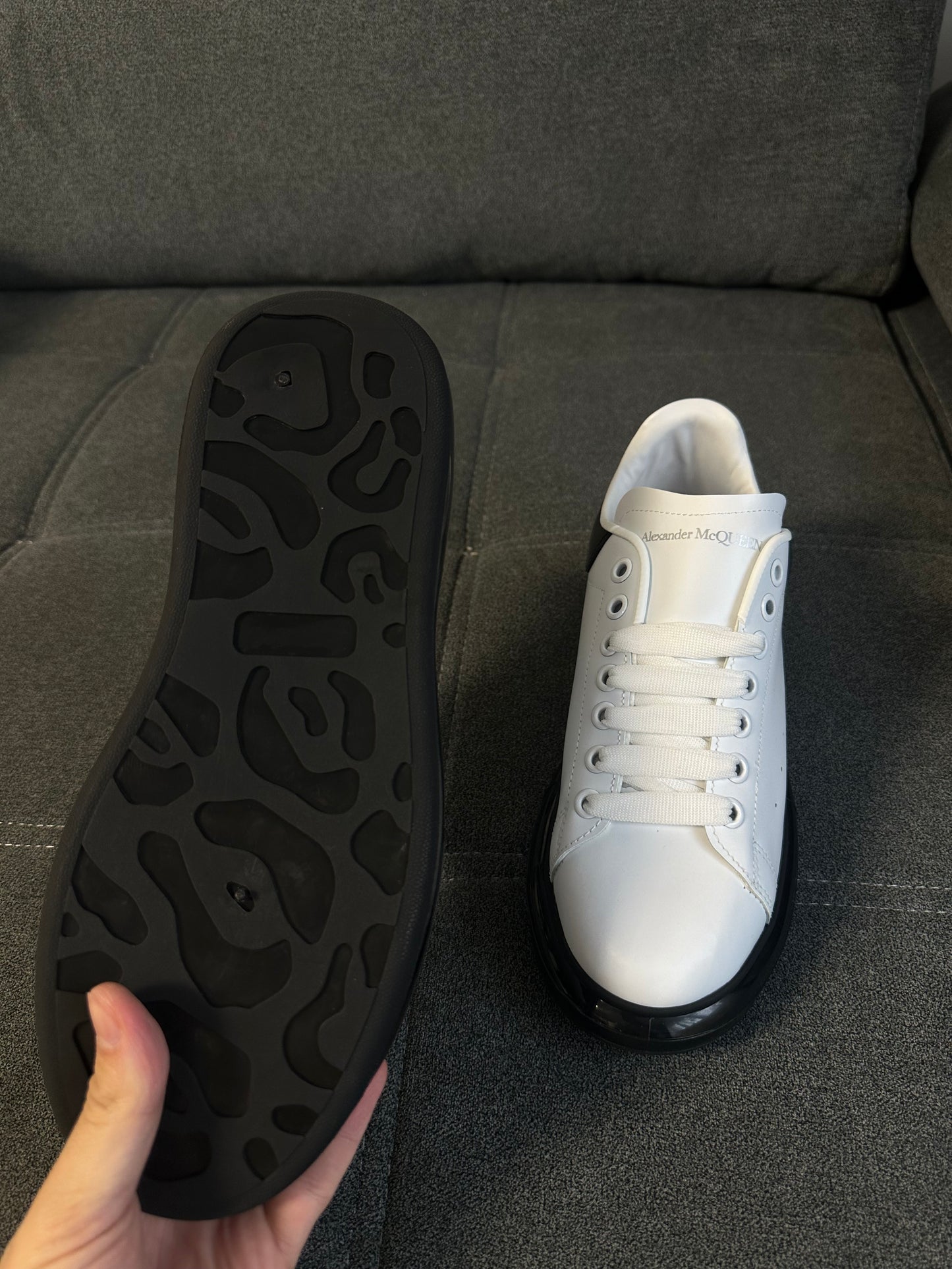 Adidași Alexander McQueen